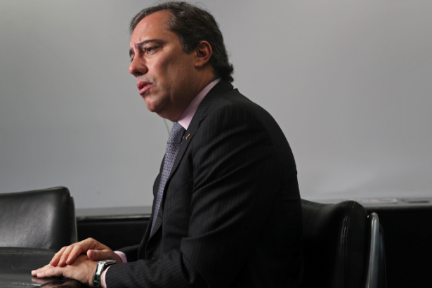 Pedro Duarte Guimarães explica como a gestão de risco no agronegócio protege produtores em tempos de crise.