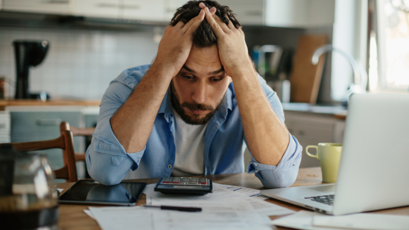 Bruno Garcia Redondo explica como desenvolver inteligência emocional pode ser o primeiro passo para sair do vermelho e planejar melhor suas finanças.