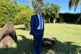 Empresas precisam se preparar para as novas exigências fiscais no IBS e CBS, alerta Leonardo Manzan.