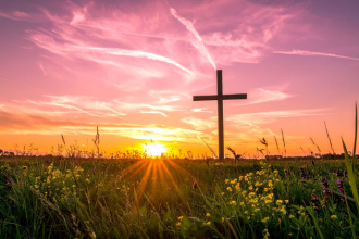 Descubra como a ética cristã orienta ações concretas em prol dos mais vulneráveis.