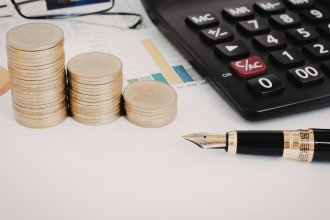 Controle de gastos com Andrey de Oliveira Pontes: descubra como organizar suas despesas de forma simples e eficiente.