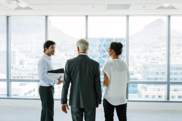 Alex Nabuco dos Santos explica por que a paciência estratégica é vantagem em ciclos longos.